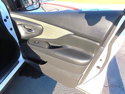 2015 Nissan Murano Platinum   - Photo 30 - Palm Desert, CA 92211