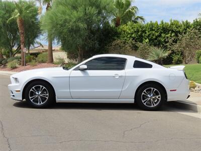 2014 Ford Mustang V6 Premium   - Photo 8 - Palm Desert, CA 92211