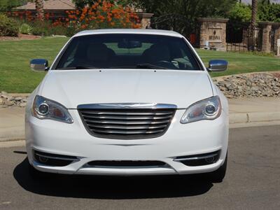 2011 Chrysler 200 Limited   - Photo 4 - Palm Desert, CA 92211