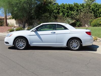 2011 Chrysler 200 Limited   - Photo 9 - Palm Desert, CA 92211