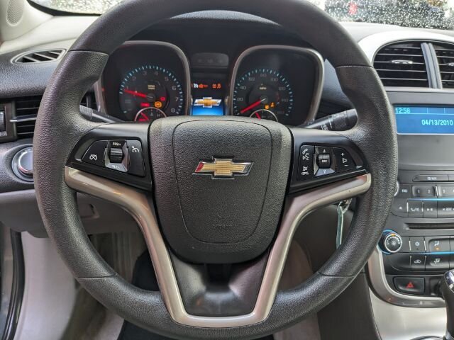 2014 Chevrolet Malibu LS photo