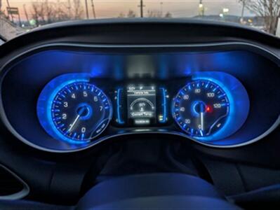 2017 Chrysler Pacifica Touring-L   - Photo 10 - Knoxville, TN 37919