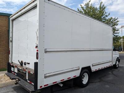 2018 GMC Savana 3500  Box Truck - Photo 14 - Knoxville, TN 37919