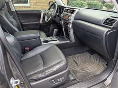 2010 Toyota 4Runner Limited - Photo 19 - Knoxville, TN 37919