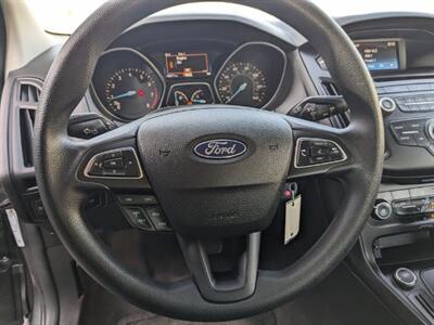 2017 Ford Focus SE   - Photo 9 - Knoxville, TN 37919
