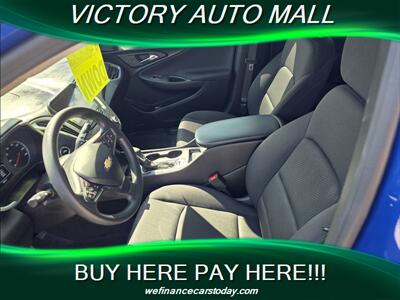 2023 Chevrolet Malibu LS   - Photo 3 - Toledo, OH 43612