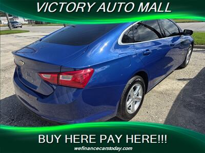 2023 Chevrolet Malibu LS   - Photo 2 - Toledo, OH 43612