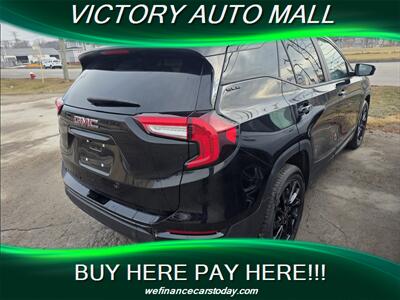 2024 GMC Terrain SLE - Photo 2 - Toledo, OH 43612