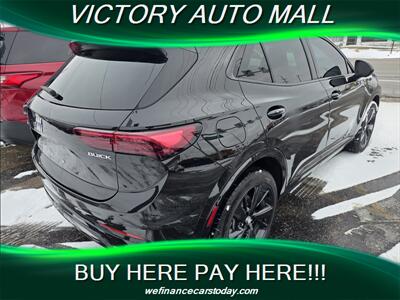 2025 Buick Envision Sport Touring   - Photo 2 - Toledo, OH 43612