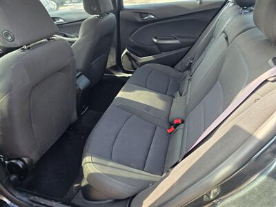 2017 Chevrolet Cruze LT Auto   - Photo 4 - Toledo, OH 43612