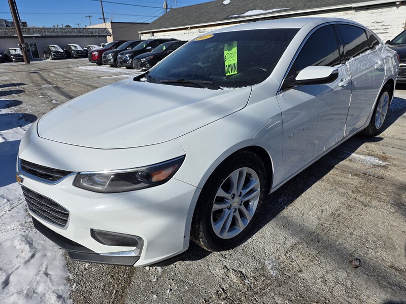 2017 Chevrolet Malibu LT  