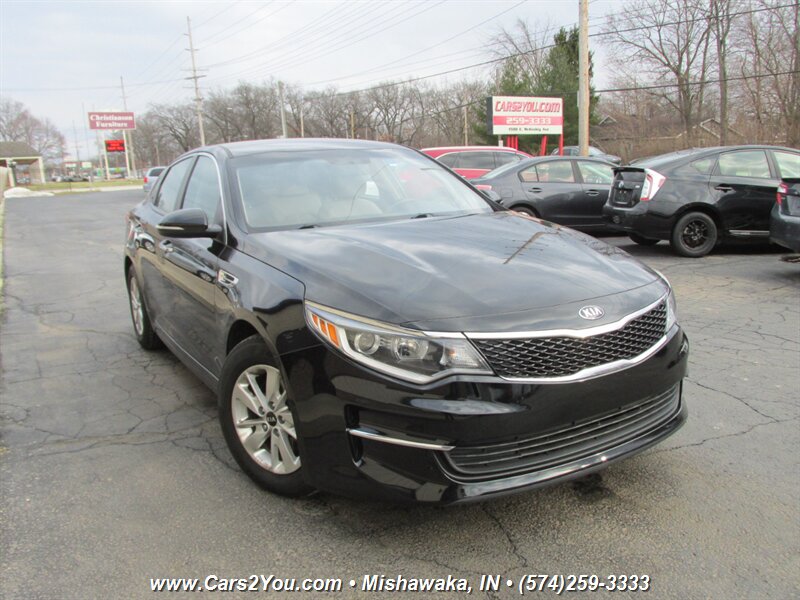 2016 Kia Optima LX   - Photo 1 - Mishawaka, IN 46545