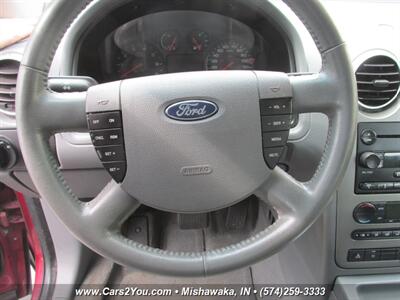 2005 Ford Freestyle SEL   - Photo 13 - Mishawaka, IN 46545