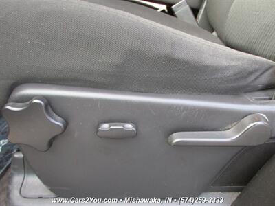 2013 GMC Sierra 1500 SLE 4x4   - Photo 14 - Mishawaka, IN 46545