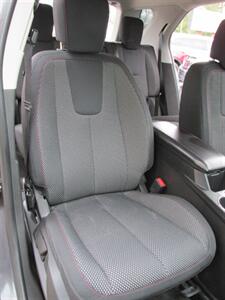 2013 Chevrolet Equinox LT 4x4   - Photo 19 - Mishawaka, IN 46545