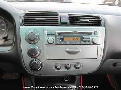 2005 Honda Civic Sedan   - Photo 16 - Mishawaka, IN 46545