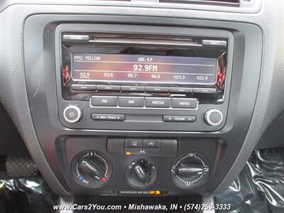 2014 Volkswagen Jetta S   - Photo 22 - Mishawaka, IN 46545