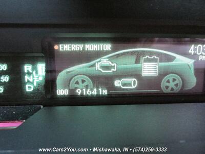 2015 Toyota Prius Hybrid Electric   - Photo 17 - Mishawaka, IN 46545