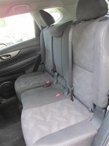 2016 Nissan Rogue SV AWD   - Photo 14 - Mishawaka, IN 46545