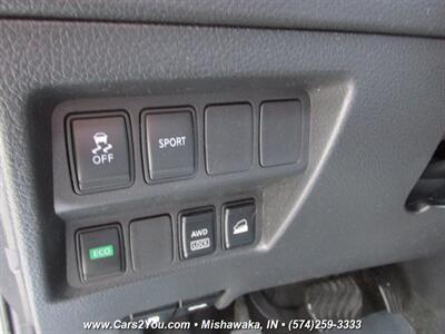 2016 Nissan Rogue SV AWD   - Photo 22 - Mishawaka, IN 46545