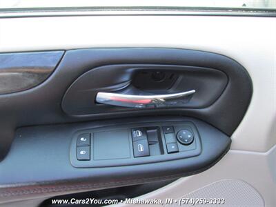 2015 Dodge Grand Caravan SE Plus   - Photo 6 - Mishawaka, IN 46545