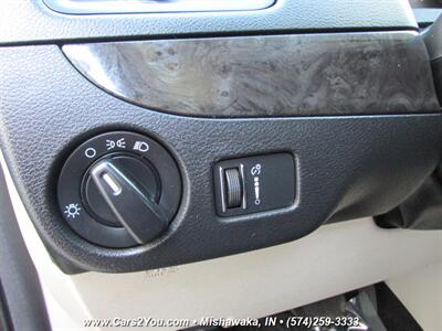 2015 Dodge Grand Caravan SE Plus   - Photo 8 - Mishawaka, IN 46545