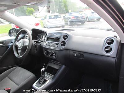 2012 Volkswagen Tiguan SE   - Photo 18 - Mishawaka, IN 46545