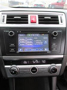 2017 Subaru Legacy 2.5i AWD   - Photo 24 - Mishawaka, IN 46545