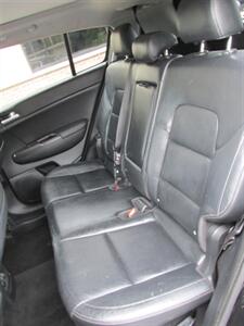 2017 Kia Sportage EX AWD   - Photo 15 - Mishawaka, IN 46545