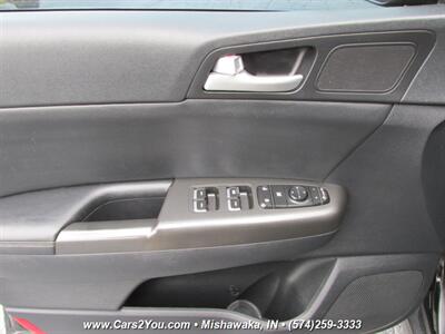 2017 Kia Sportage EX AWD   - Photo 10 - Mishawaka, IN 46545