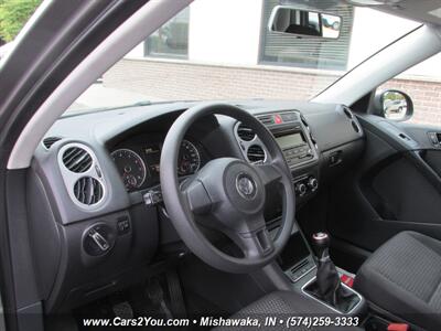 2011 Volkswagen Tiguan S   - Photo 9 - Mishawaka, IN 46545