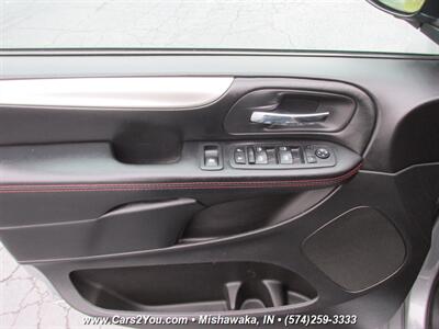 2019 Dodge Grand Caravan GT   - Photo 9 - Mishawaka, IN 46545