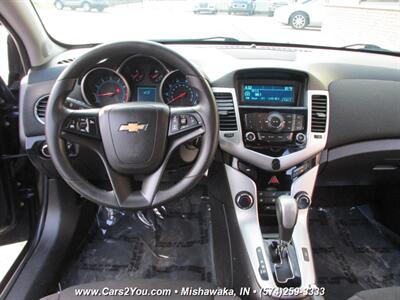 2015 Chevrolet Cruze LT   - Photo 16 - Mishawaka, IN 46545