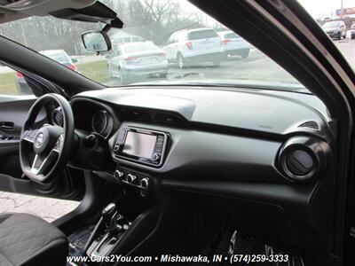 2020 Nissan Kicks S   - Photo 17 - Mishawaka, IN 46545