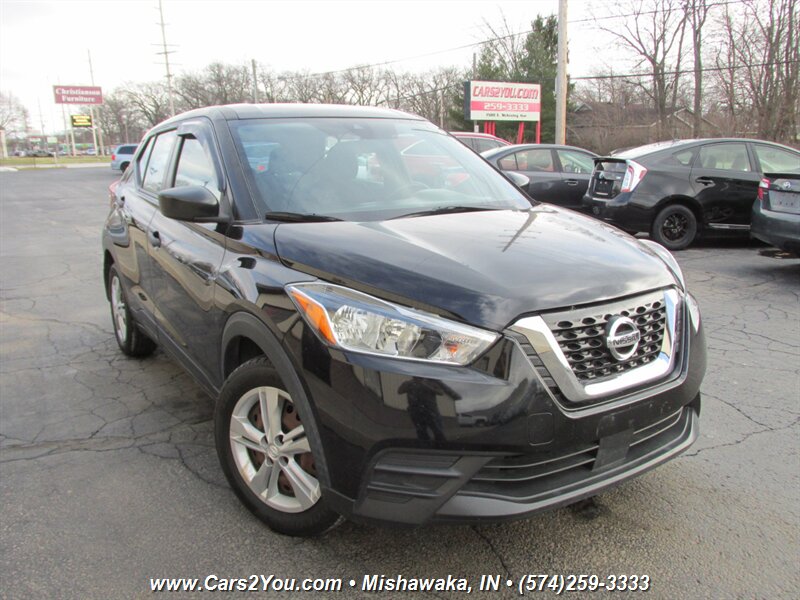 2020 Nissan Kicks S   - Photo 1 - Mishawaka, IN 46545