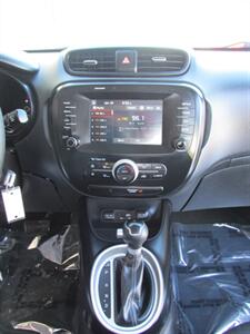 2018 Kia Soul +   - Photo 23 - Mishawaka, IN 46545