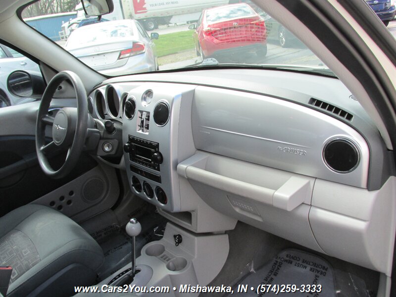 2008 Chrysler PT Cruiser photo