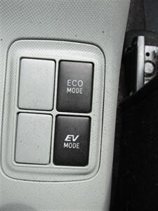 2012 Toyota Prius c Hybrid Electric   - Photo 23 - Mishawaka, IN 46545