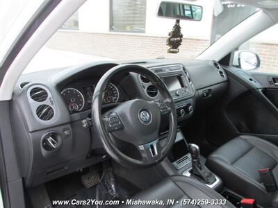 2012 Volkswagen Tiguan S   - Photo 11 - Mishawaka, IN 46545