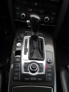 2011 Audi S6 5.2 quattro Prestige AWD   - Photo 29 - Mishawaka, IN 46545