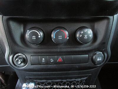 2017 Jeep Wrangler Unlimited Sport 4x4   - Photo 23 - Mishawaka, IN 46545