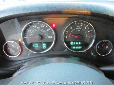2017 Jeep Wrangler Unlimited Sport 4x4   - Photo 18 - Mishawaka, IN 46545