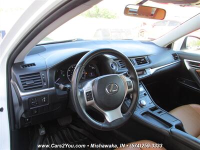 2013 Lexus CT 200h Hybrid Electric   - Photo 8 - Mishawaka, IN 46545