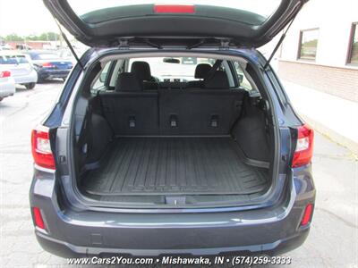 2016 Subaru Outback 2.5i AWD   - Photo 13 - Mishawaka, IN 46545