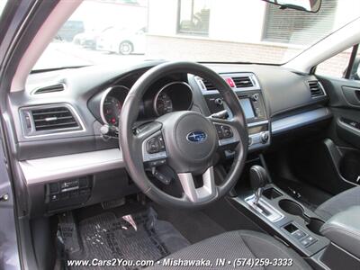 2016 Subaru Outback 2.5i AWD   - Photo 9 - Mishawaka, IN 46545