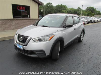 2020 Nissan Kicks S   - Photo 3 - Mishawaka, IN 46545