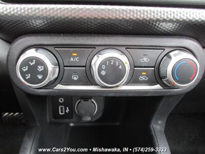 2020 Nissan Kicks S   - Photo 27 - Mishawaka, IN 46545