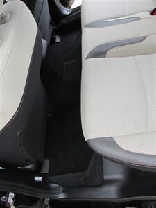 2017 Subaru Crosstrek 2.0i Premium AWD - Photo 13 - Mishawaka, IN 46545