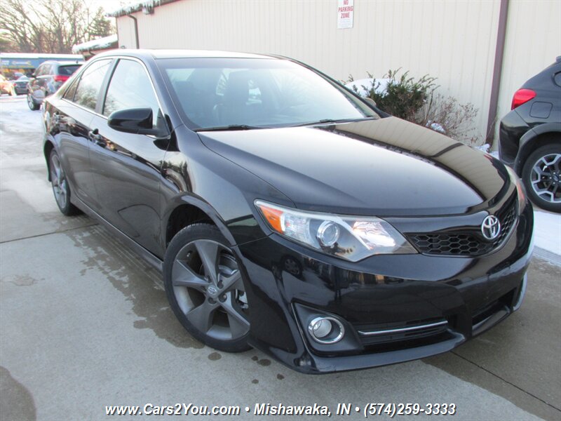 2012 Toyota Camry SE  