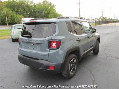2017 Jeep Renegade Sport 4x4 - Photo 6 - Mishawaka, IN 46545
